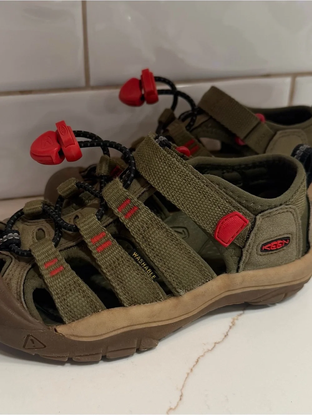 KEEN Little Kids Newport H2 Sandals Martini Olive & Aura Orange, Size 11